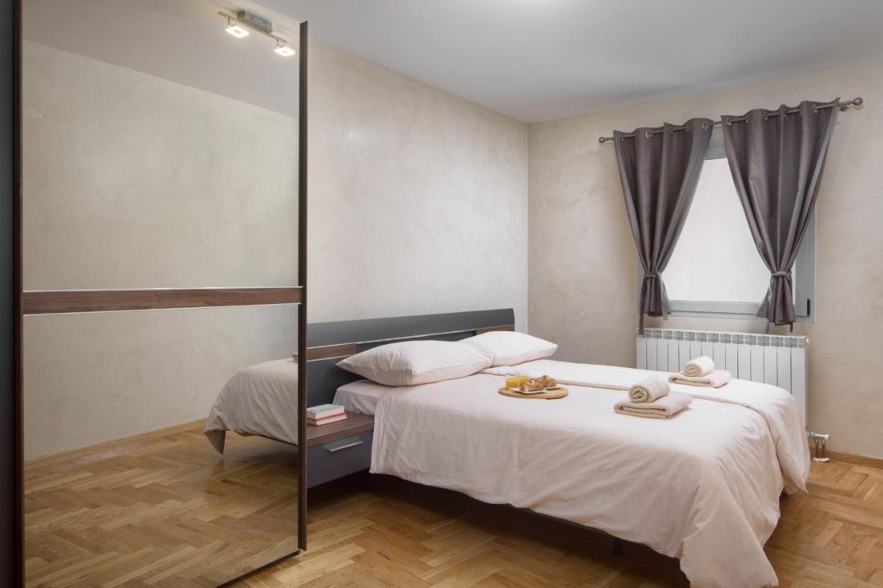Luxury Apartments Casablanca/Vivaldi Pula Extérieur photo